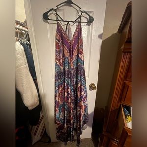 Women’s Plus Handkerchief Paisley Dress